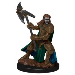 Pathfinder Battles: Premium Painted Figure - Half-Orc Fighter Female