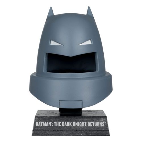 Batman DC Direct Mini Replica 1/3 Armoured Batman Cowl (Dark Knight Returns) 18 cm