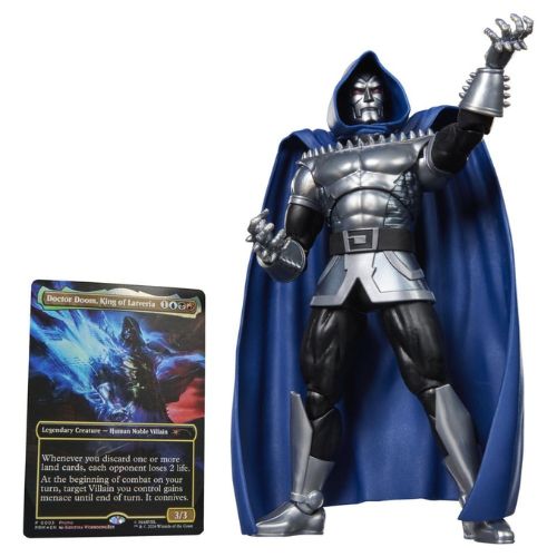 Doctor Doom 2099 15 cm (plus Exclusive Foil Card) Figure – Marvel Legends Magic: The Gathering Action Figure