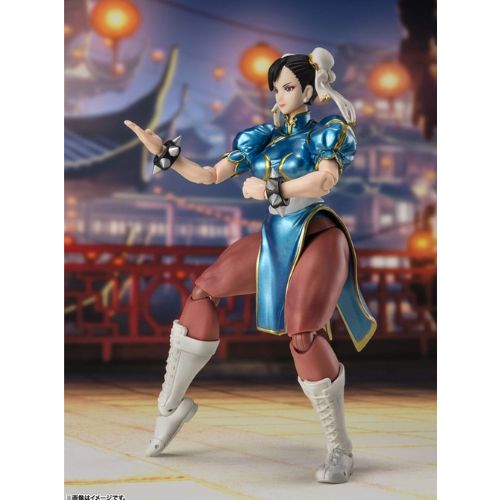 Chun-Li Action Figure - S.H. Figuarts Street Fighter Action Figure 15 cm