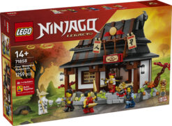 LEGO NINJAGO 71858 La Bottega delle Quattro Armi – 15° Anniversario, Casa Giocattolo con Minifigure e Carte da Collezione 14+ - immagine 7