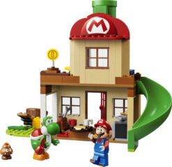 Alternative view of LEGO Super Mario Yoshi a casa di Mario