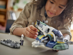 LEGO Star Wars 75433 Astronave di Jango Fett, Giocattolo con Ali che Ruotano e 3 Minifigure, Regalo per Bambini e Bambine 9+ - immagine 4